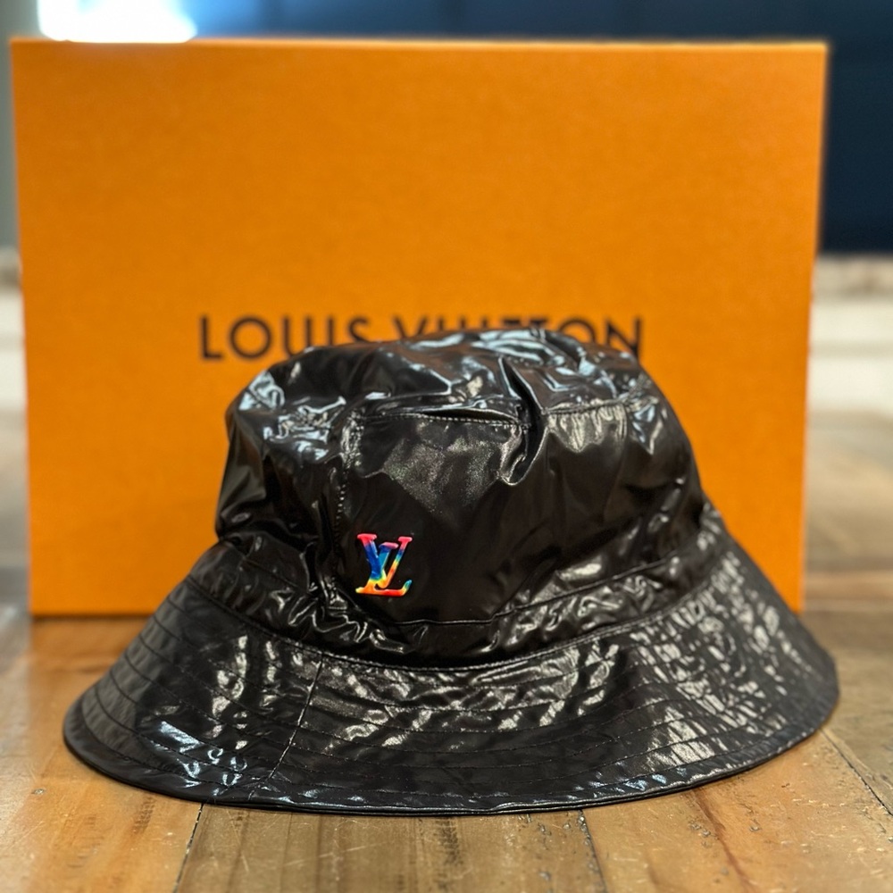 Louis Vuitton Bucket hat